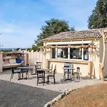 Les Hauts De Vaugrenier * ヴィルヌーヴ・ルベ
