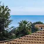 Les Hauts De Vaugrenier